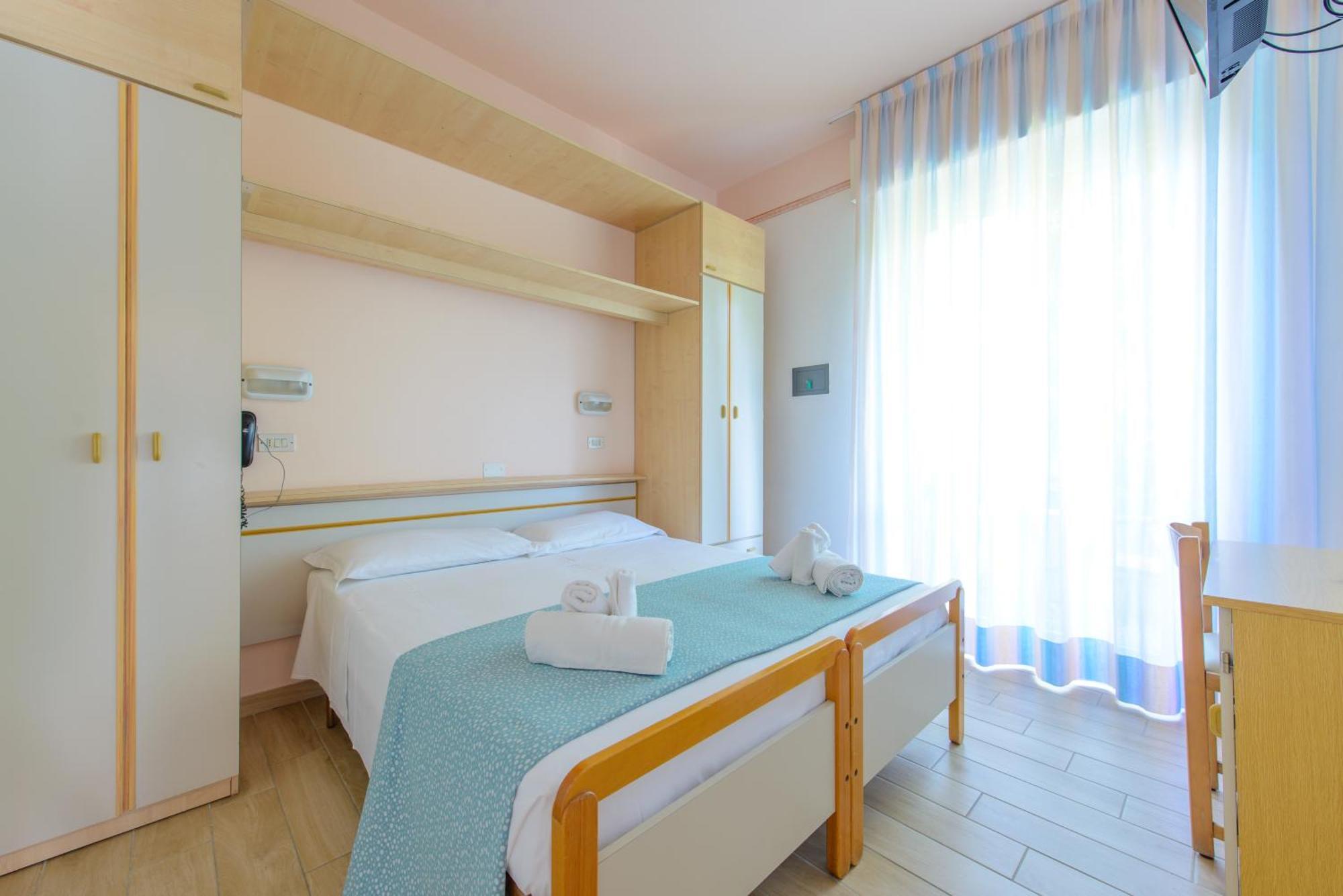 Hotel Colorado Rimini Exterior foto